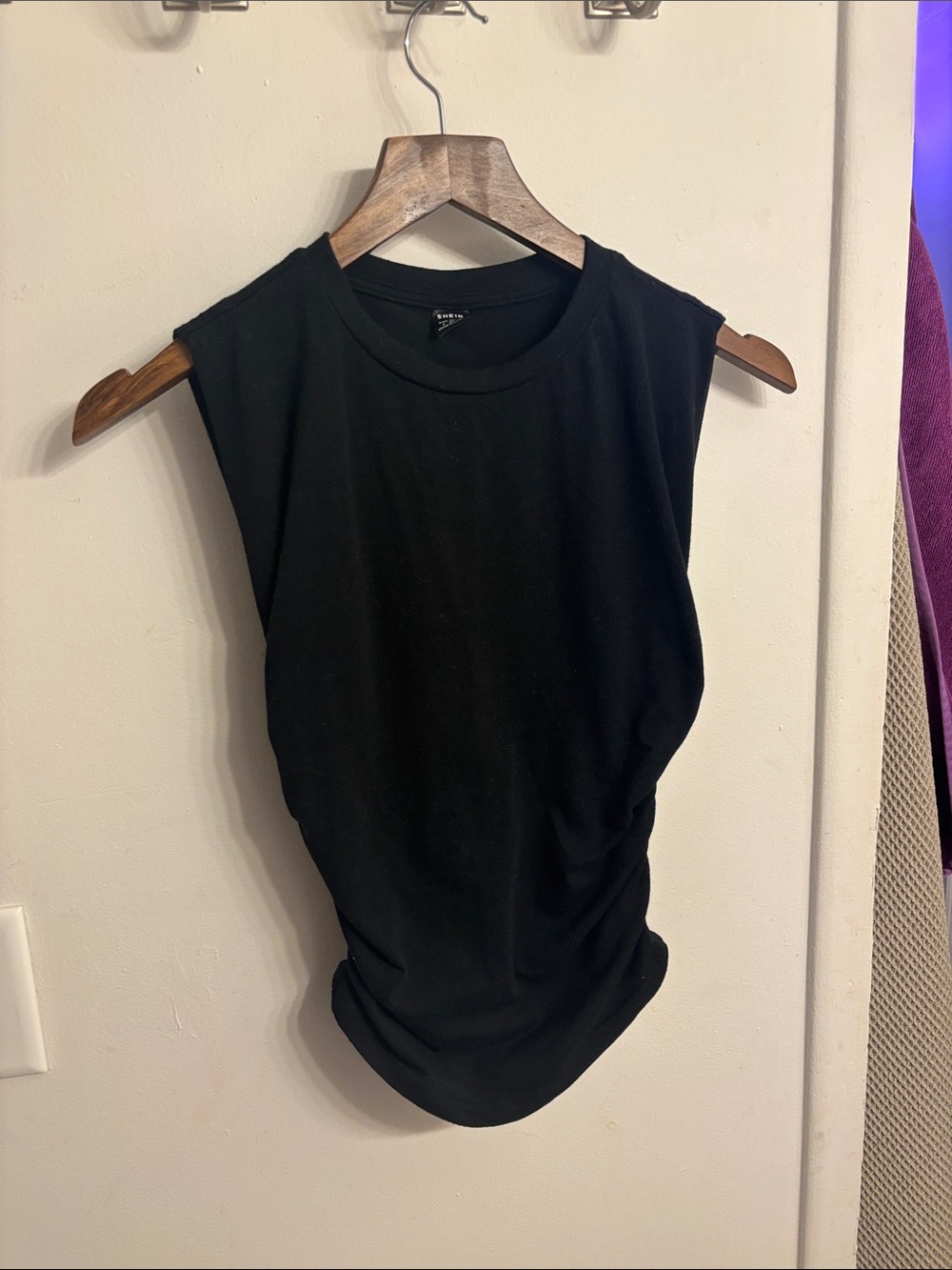 2-Pack (Black & White) Ruched Muscle Tank Top with Crew Neck